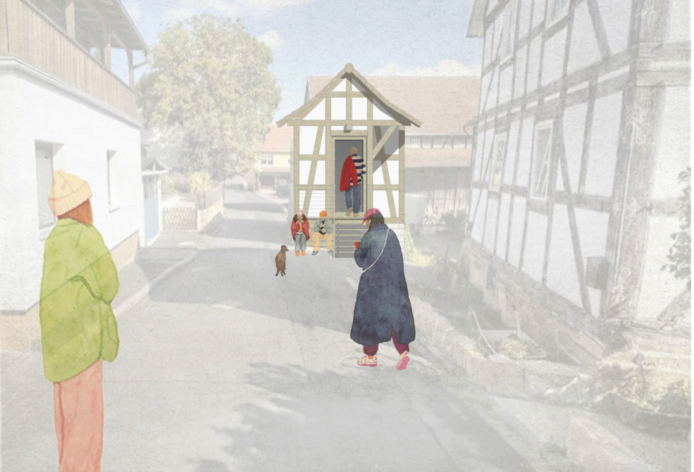 Eine architektonische Visualisierung in einem sanften, illustrativen Stil, die eine dörfliche Straßenszene mit historischen Fachwerkhäusern und mehreren Personen zeigt. Im Bildhintergrund steht ein neu gestaltetes, kleines Fachwerk-Häuschen im Zentrum des Interesses.