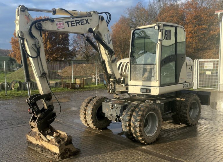 Bagger gegen Höchstgebot abzugeben